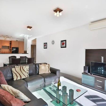 Charming Two-Bedroom Apartment With Balcony And Garage By The Marina Antibes Exteriér fotografie